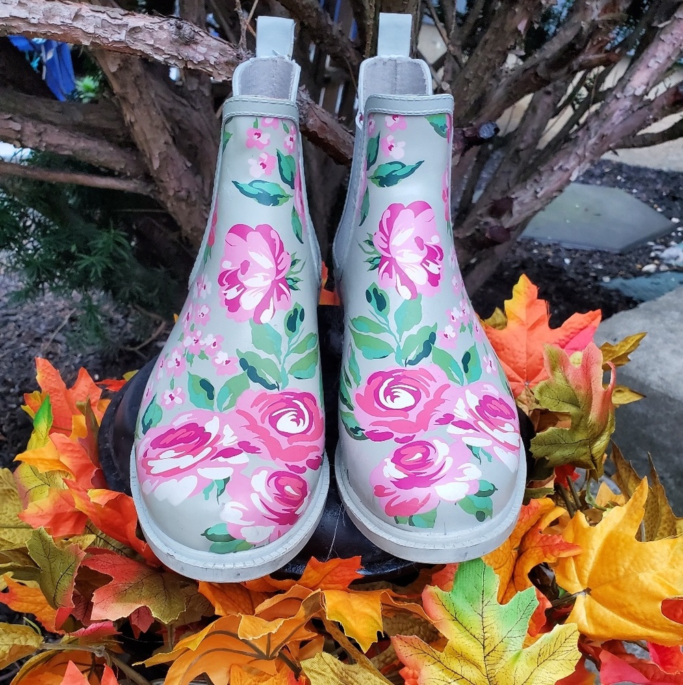 Rain boots
